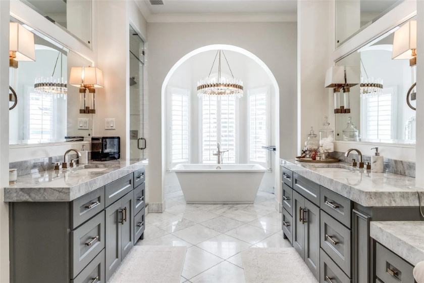 Dines & Kraft eclectic cottage
