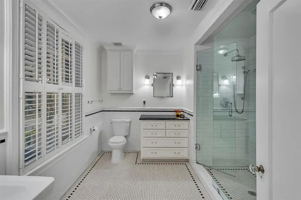Step inside this Lakewood gem.