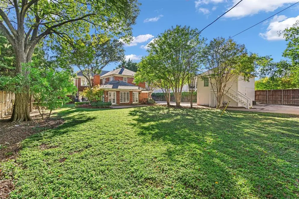 Step inside this Lakewood gem.