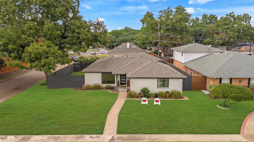 6805 Inverness Lane