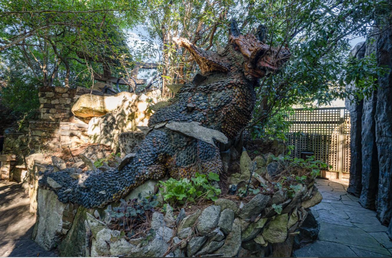 RAWR!, North Carolina, garden