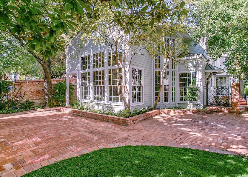 Colonial Revival historic home