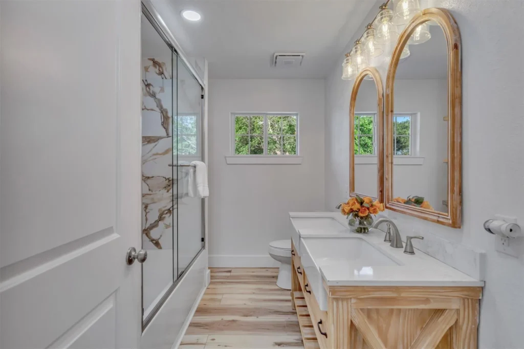 Experience this Walnuts Hills remodel. 