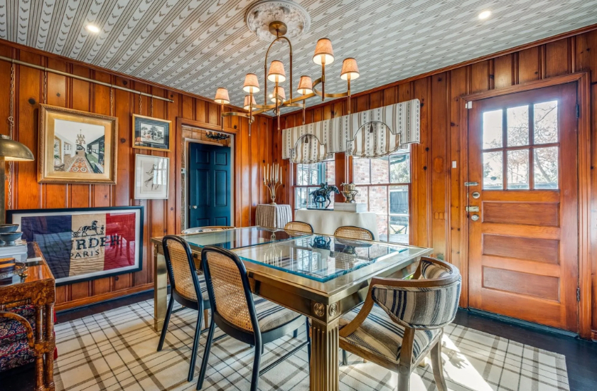 Oak Lawn Heights cottage