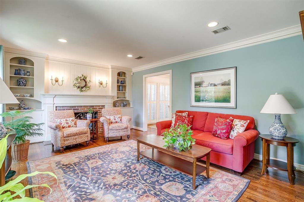 Enchanting Westcliff Cottage