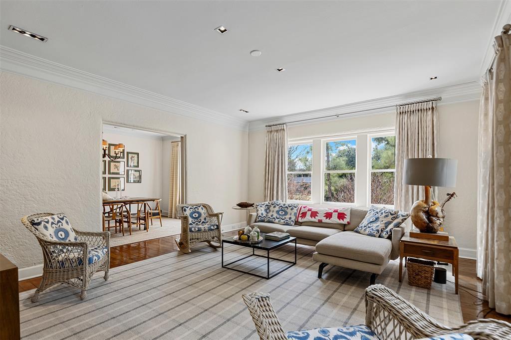 Curzon Avenue Villa