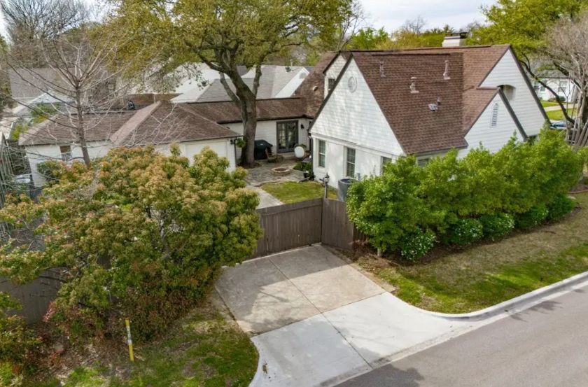 Lower Greenville Tudor cottage