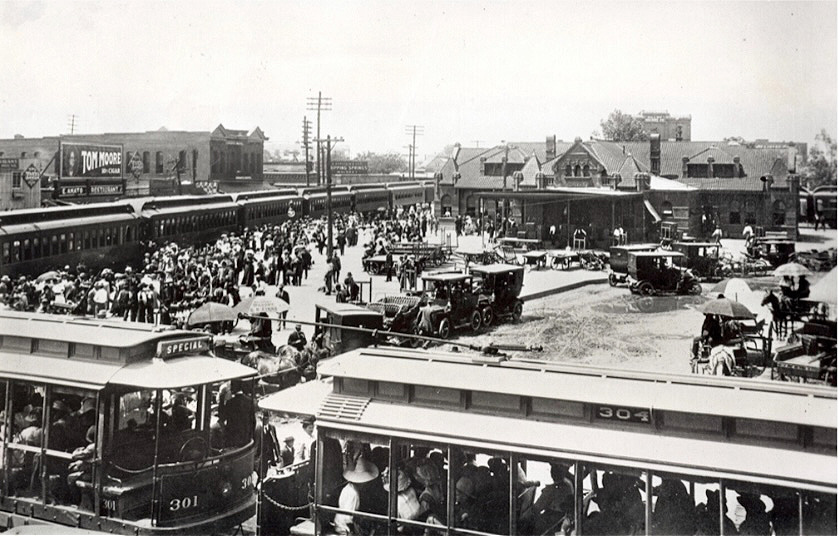 streetcars