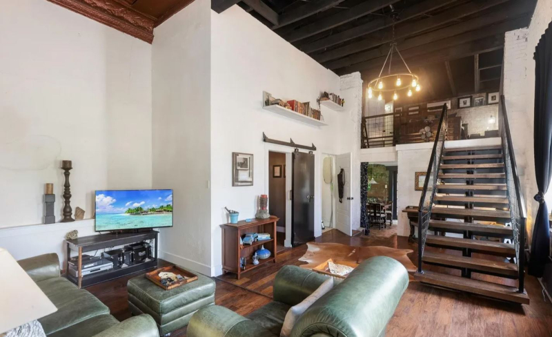 bank, Cumby, Texas, getaway