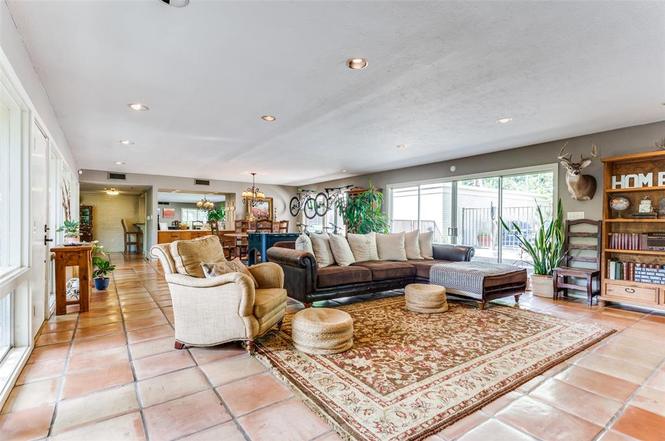 Overton Park Discreet Retreat