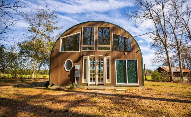 naked gardening, Georgia, Quonset Hut home