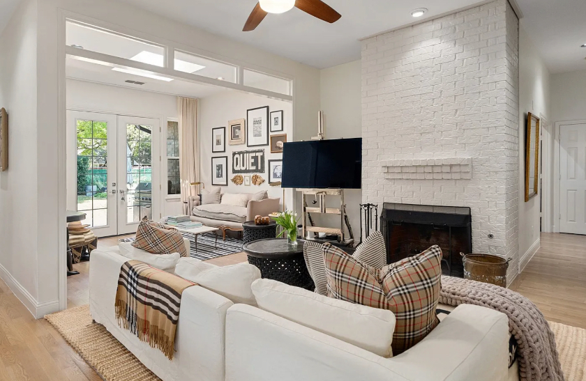 Duncanville cottage