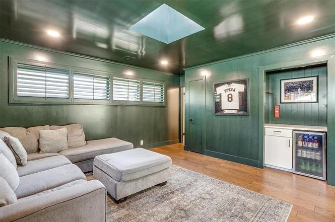 Westcliff Mid Century