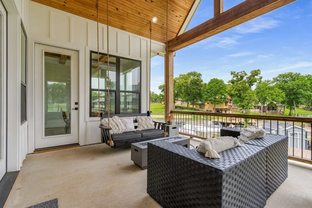 Explore this Cedar Creek lake house.