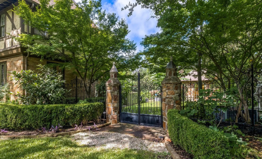 Kessler Park English Tudor