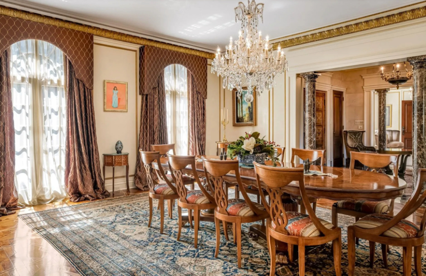 Anton Korn's Italian Renaissance Masterpiece on Lakeside Drive Can