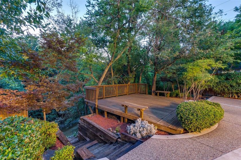 Dallas house reminds me of Austin