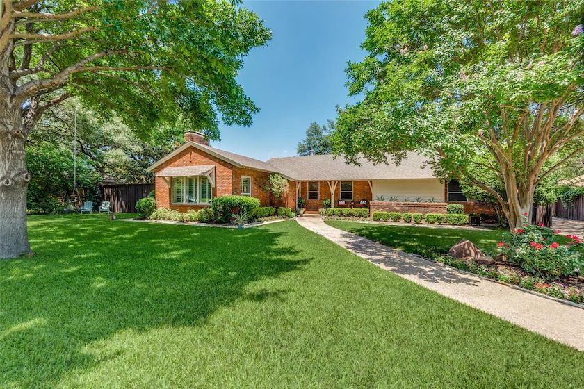 five bedrooms in Kessler Park