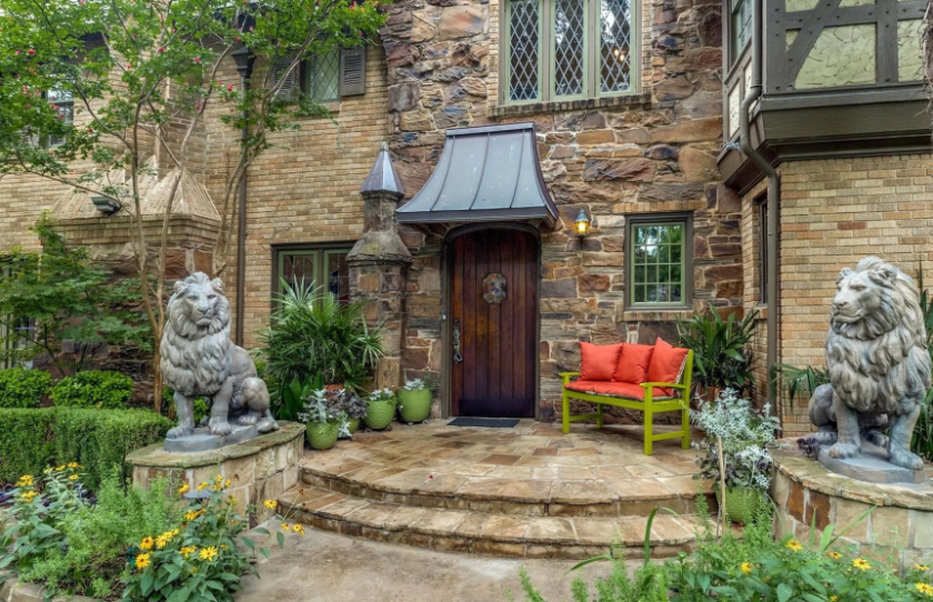 Kessler Park English Tudor