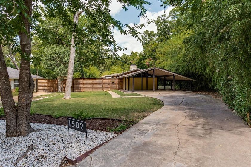 Oakcliff midcentury home for sale