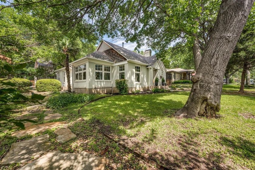 East Kessler real estate