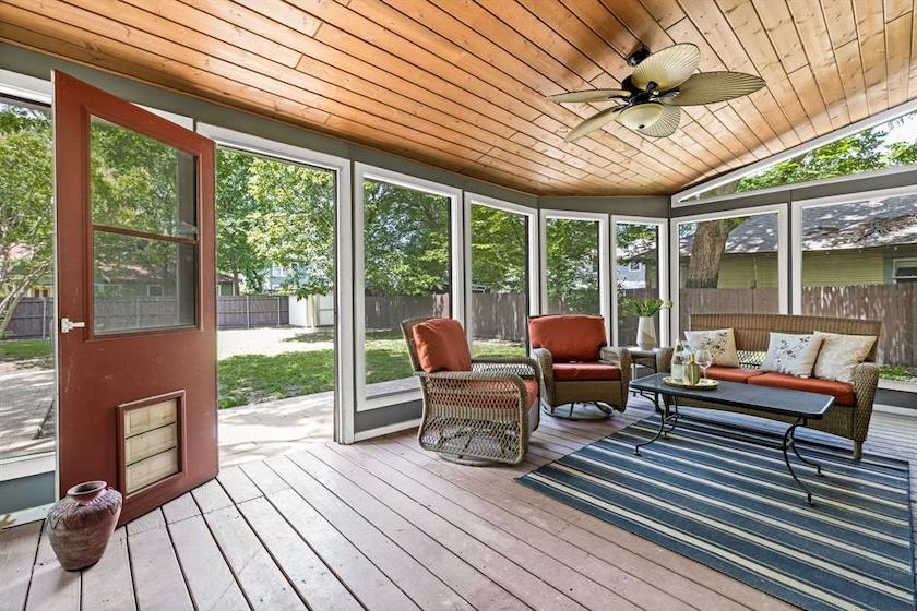 Junius Heights real estate