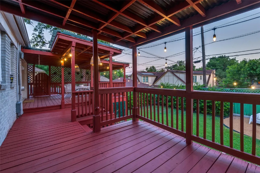 Hollywood Heights Tudor
