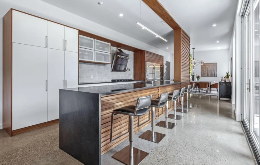 Cochran Heights Contemporary