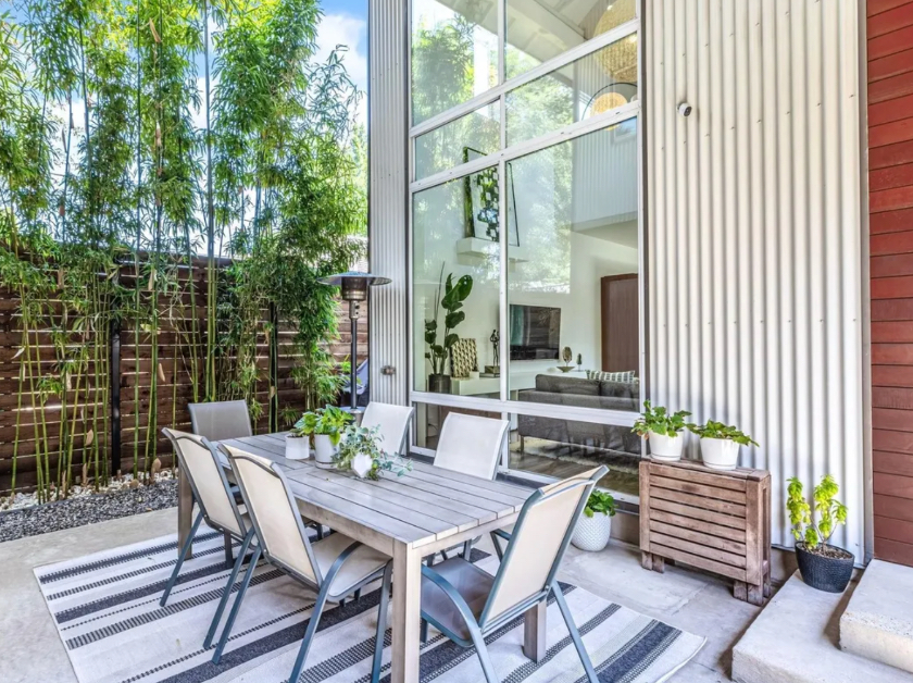 Cochran Heights Contemporary