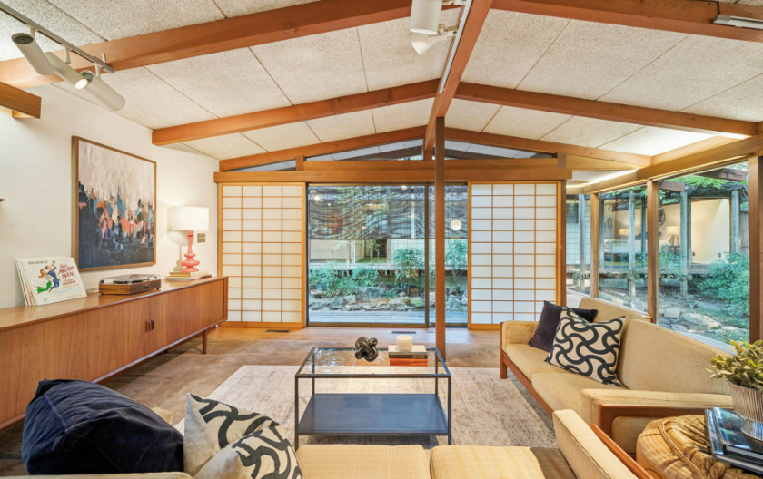 Discover This Hidden Japandi Midcentury Modern Time Capsule in