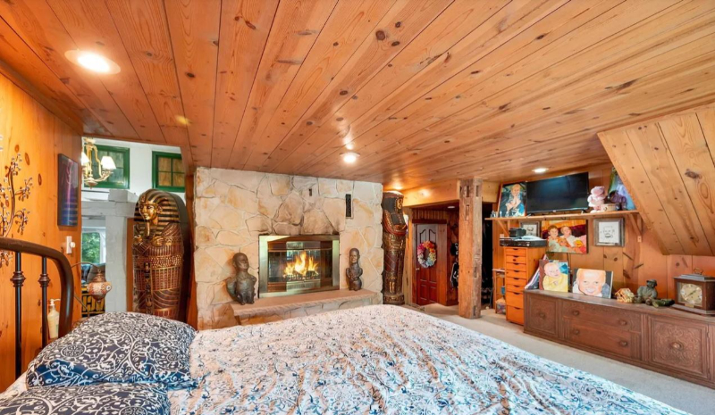 creepy, daniel boone, wisconsin