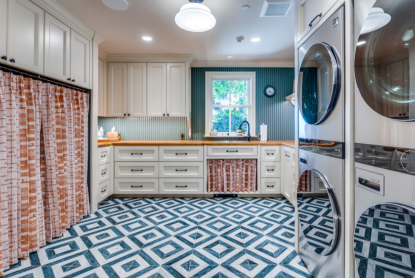 Highland Park Colonial Revival