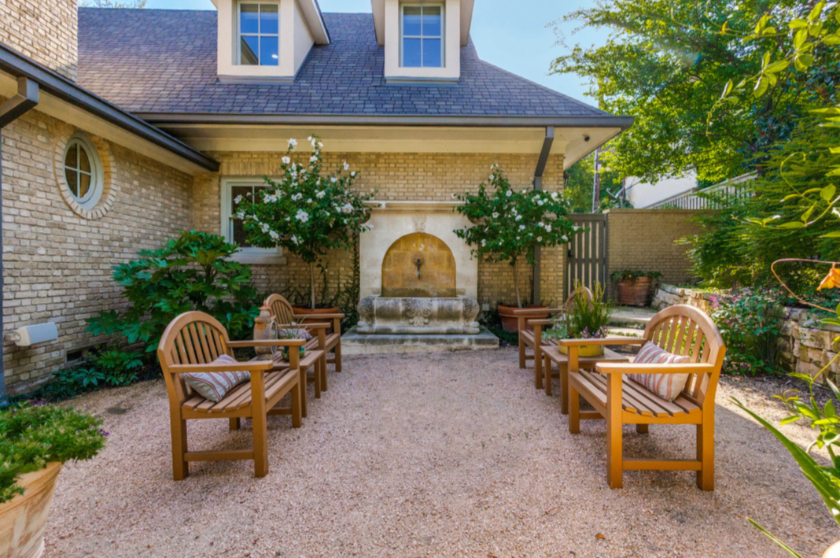 Highland Park Colonial