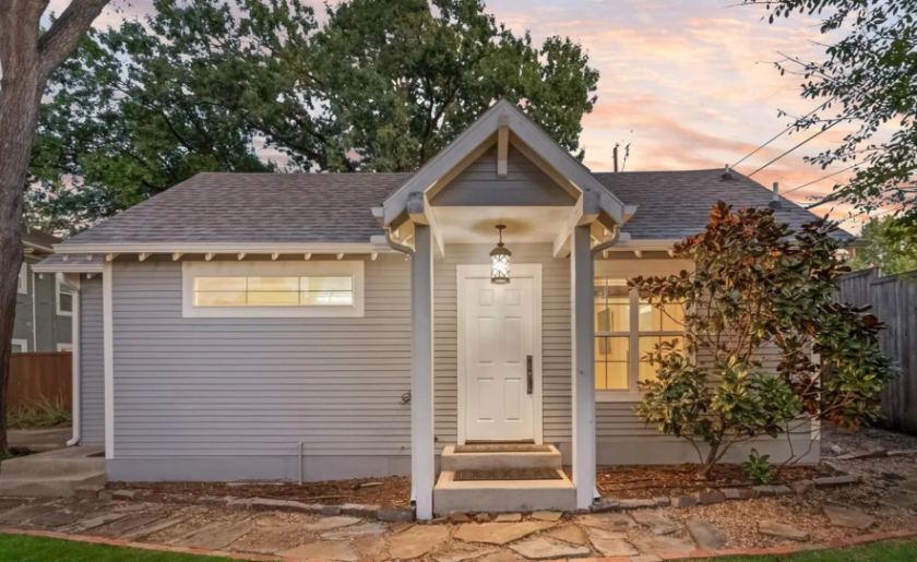 Vickery Place Craftsman