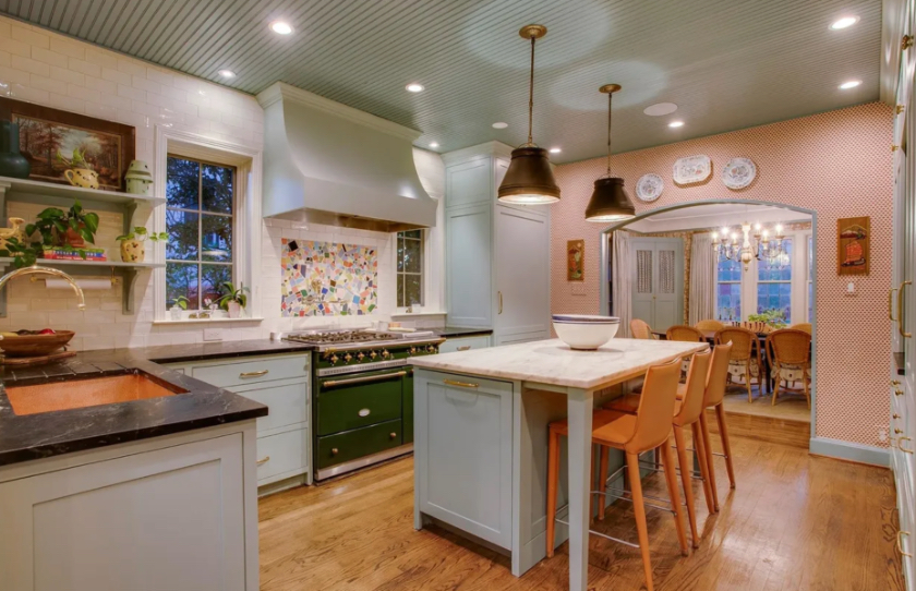 Kessler Park Tudor