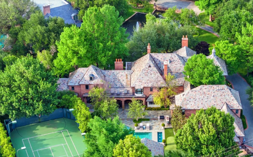 Los Arboles estate