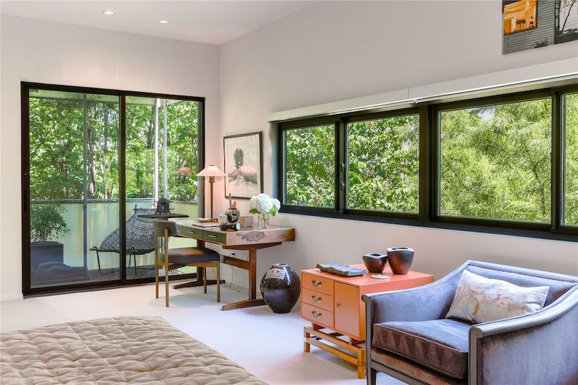 Oaklawn real estate