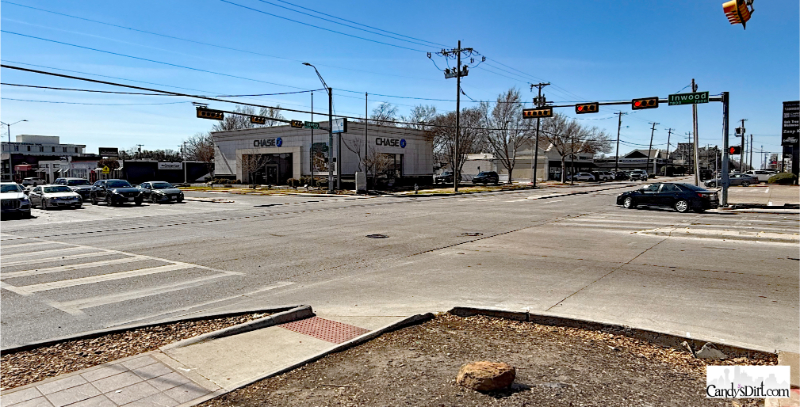 Lovers Lane, Briarwood, transportation