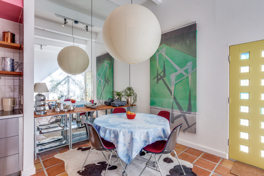 Mid Century Ridglea Condo