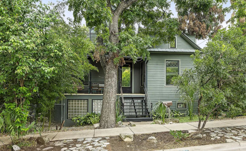 House hacking, Austin, historic