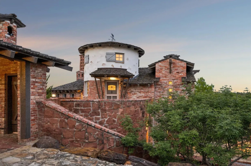  Dilbeck Architecture Conservancy