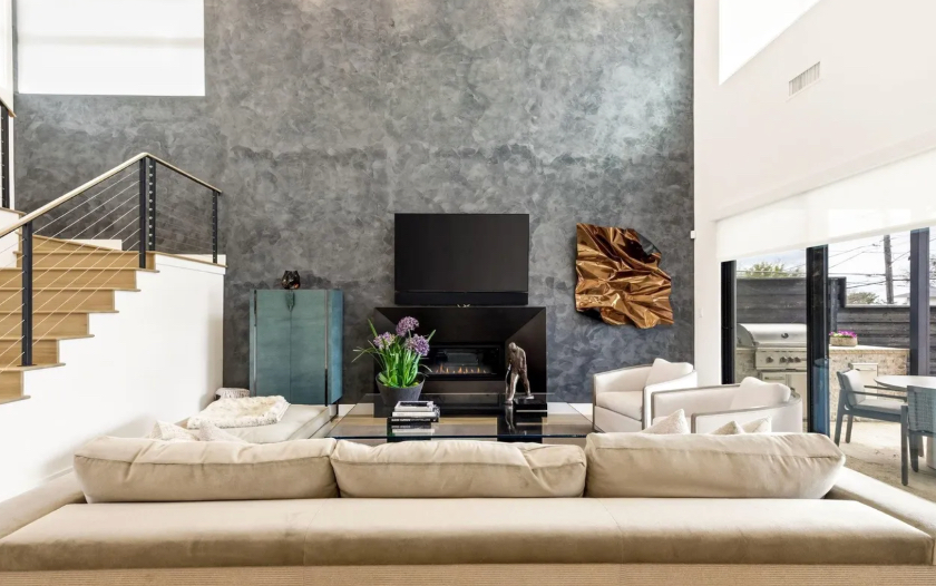 Lakewood Hills Contemporary
