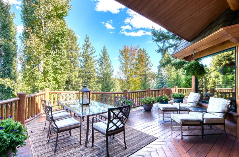 A Montana Mountain Paradise
