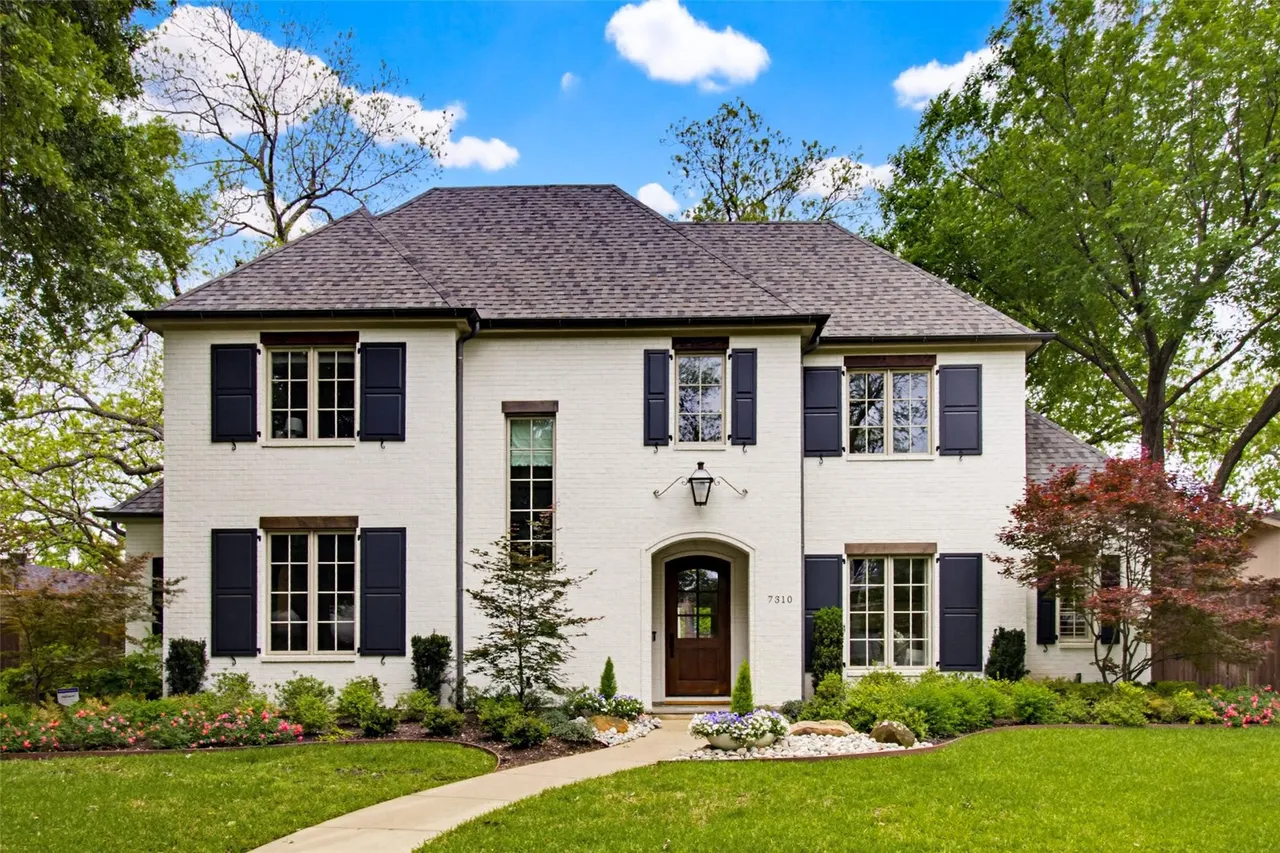 This East Dallas Home Backs to a Popular Trail, But It's Not the Katy - CandysDirt