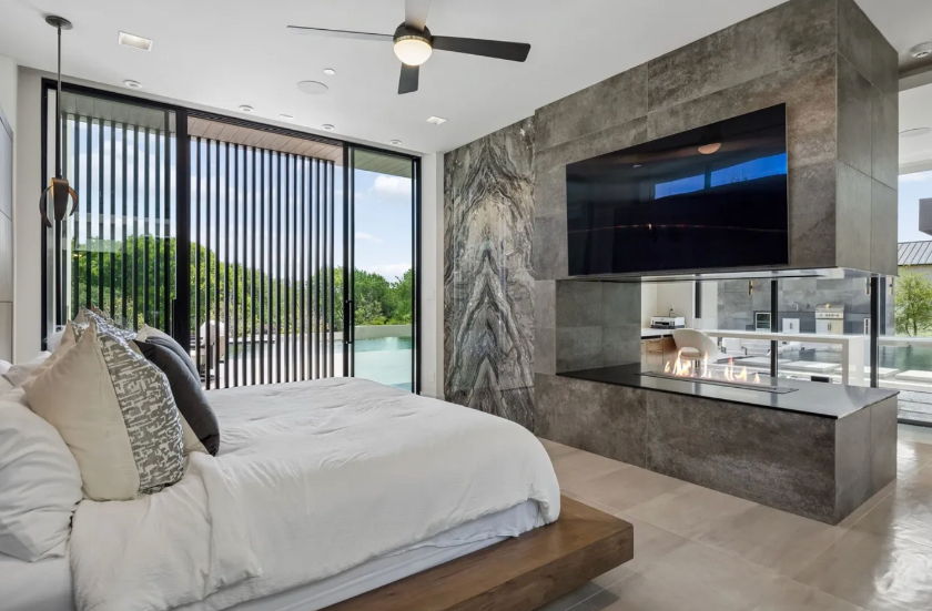 resort-style
