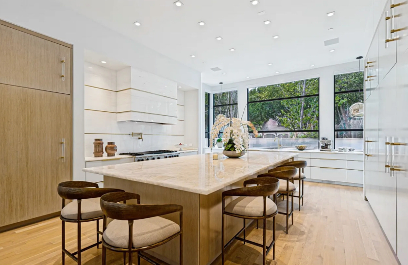 Highland Park Luxury home