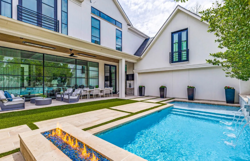 Highland Park Luxury home