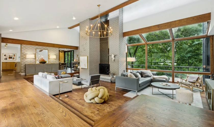 Lakewood modern treehouse