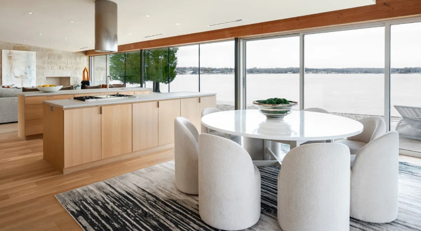  Modern Malakoff lakehouse