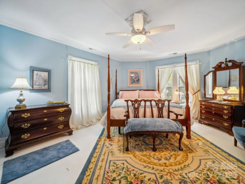 wrong, Queen Anne-style, North Carolina